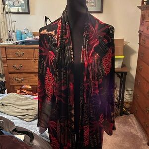 Elegant Red and Black Floral Kimono. VIKKI VI 2X